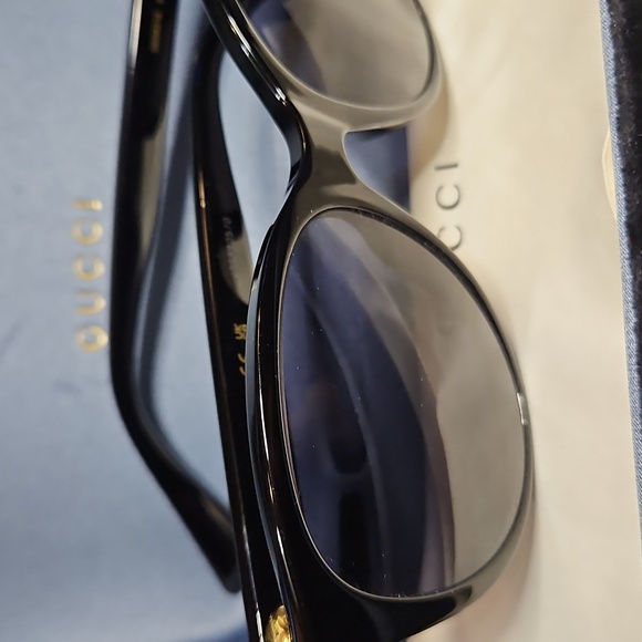 Authentic GUCCI GG0631S SUNGLASSES - Picture 14 of 16